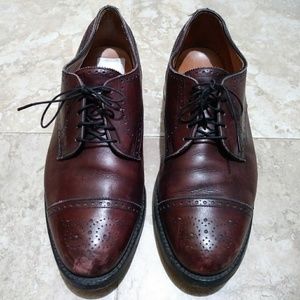 Allen Edmonds Leather Burgundy Laceup Oxfords 11